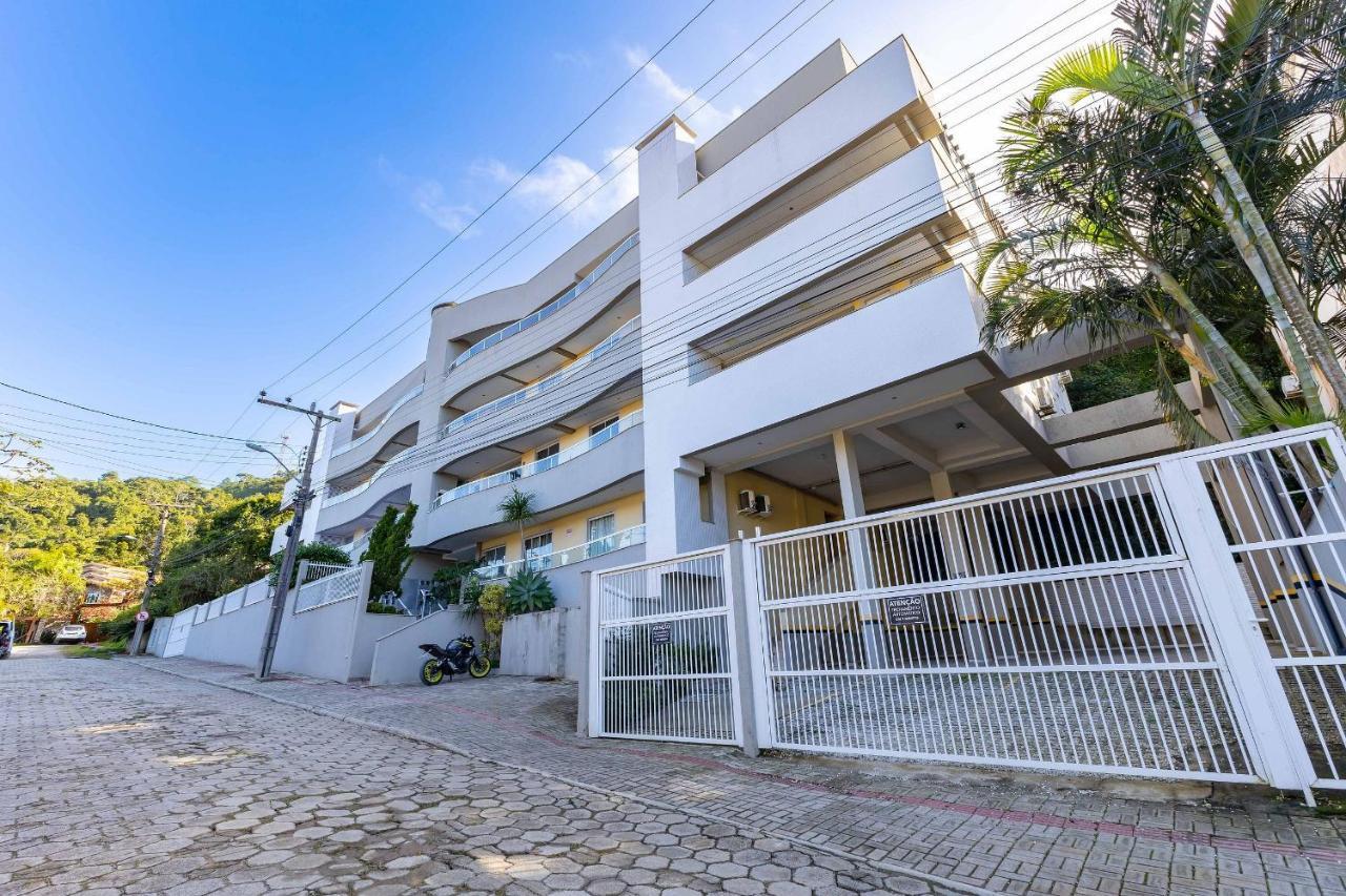 Cobertura Espacosa E Confortavel No Centro De Bombinhas Exteriér fotografie
